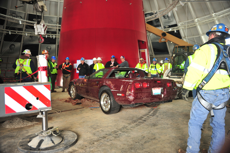 Illustration for article titled Check Out These Amazing Photos From The Corvette Sinkhole Recovery